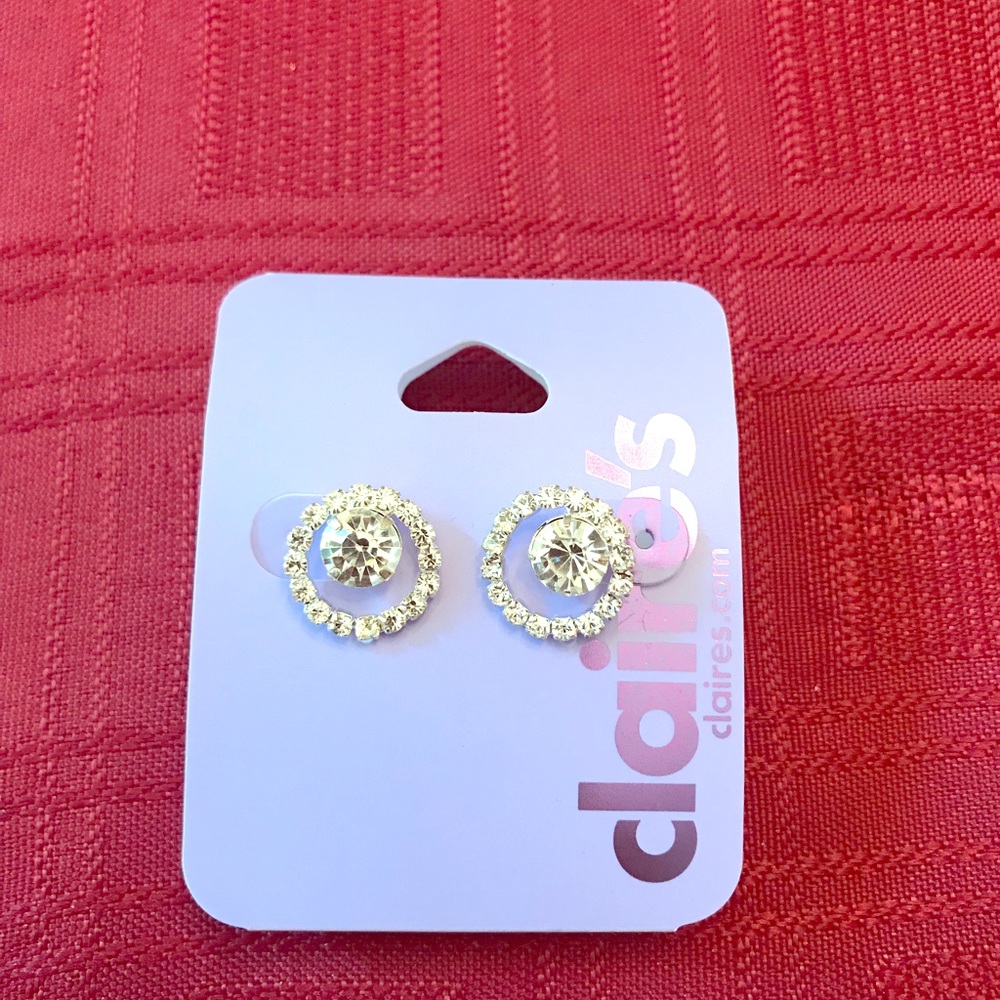 NWT Claire’s Earrings